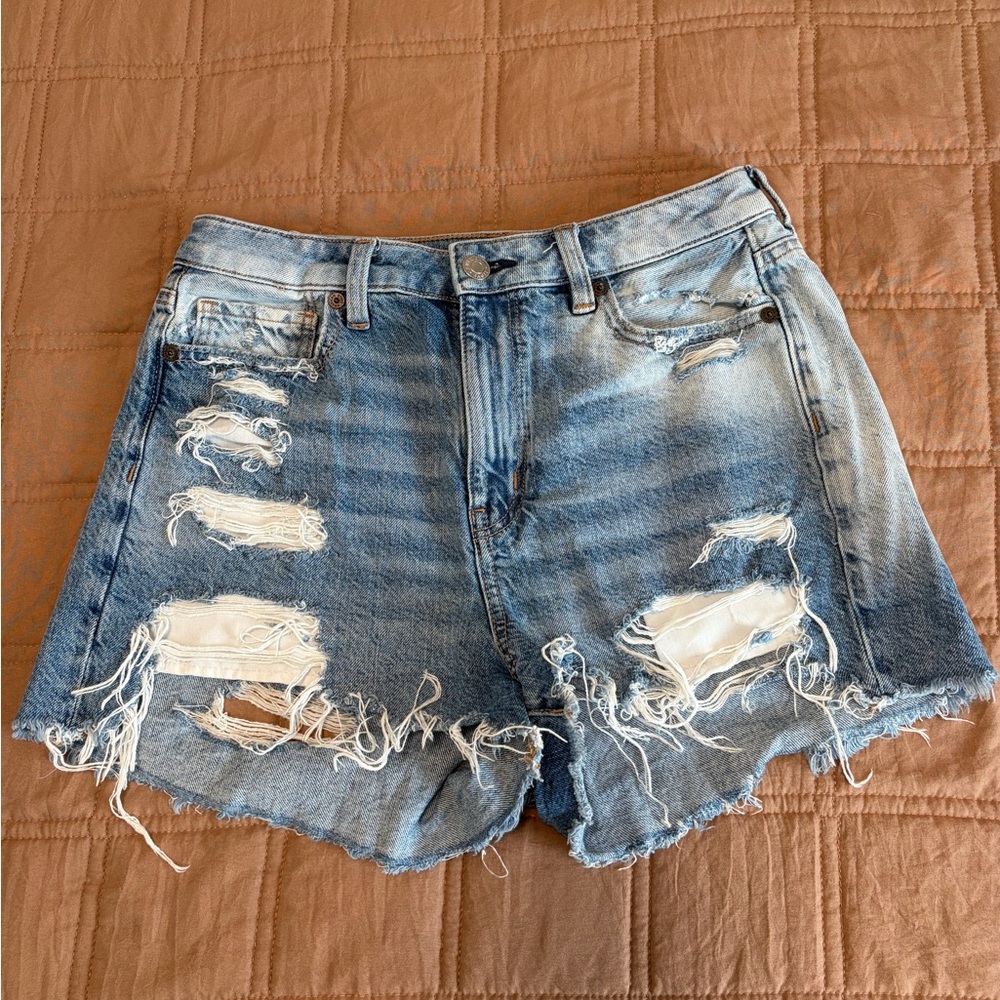 American Eagle Mom Short